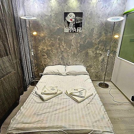 Luxury Paul Apartment Green, Private & Accessible Brassó Kültér fotó