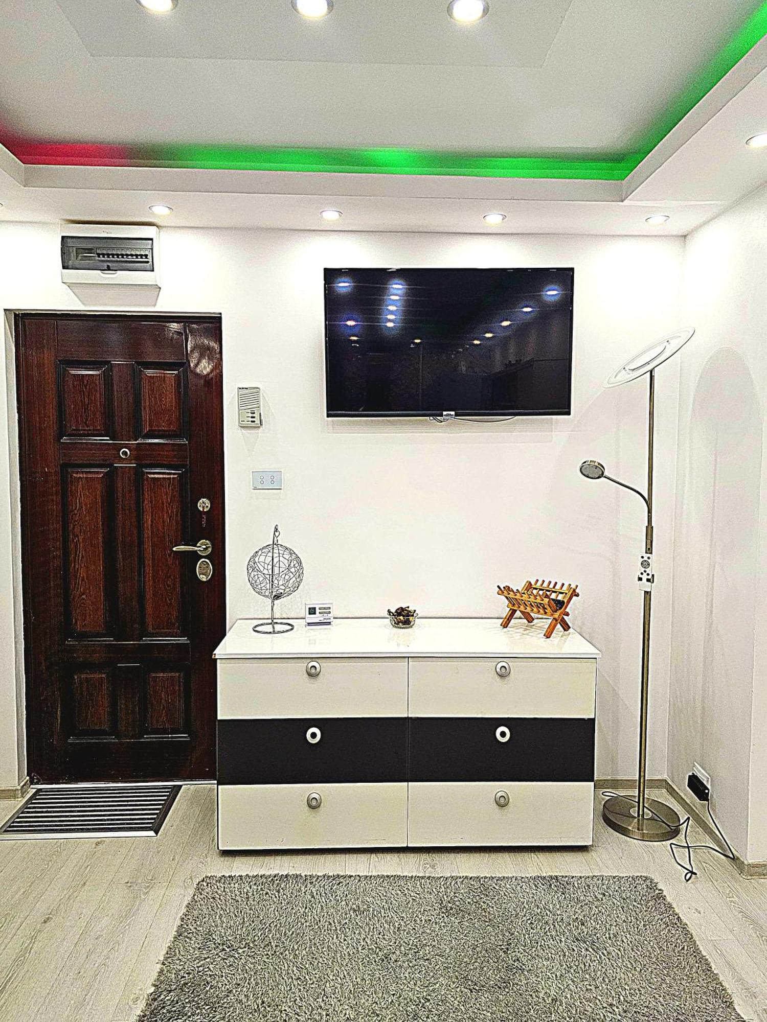 Luxury Paul Apartment Green, Private & Accessible Brassó Kültér fotó