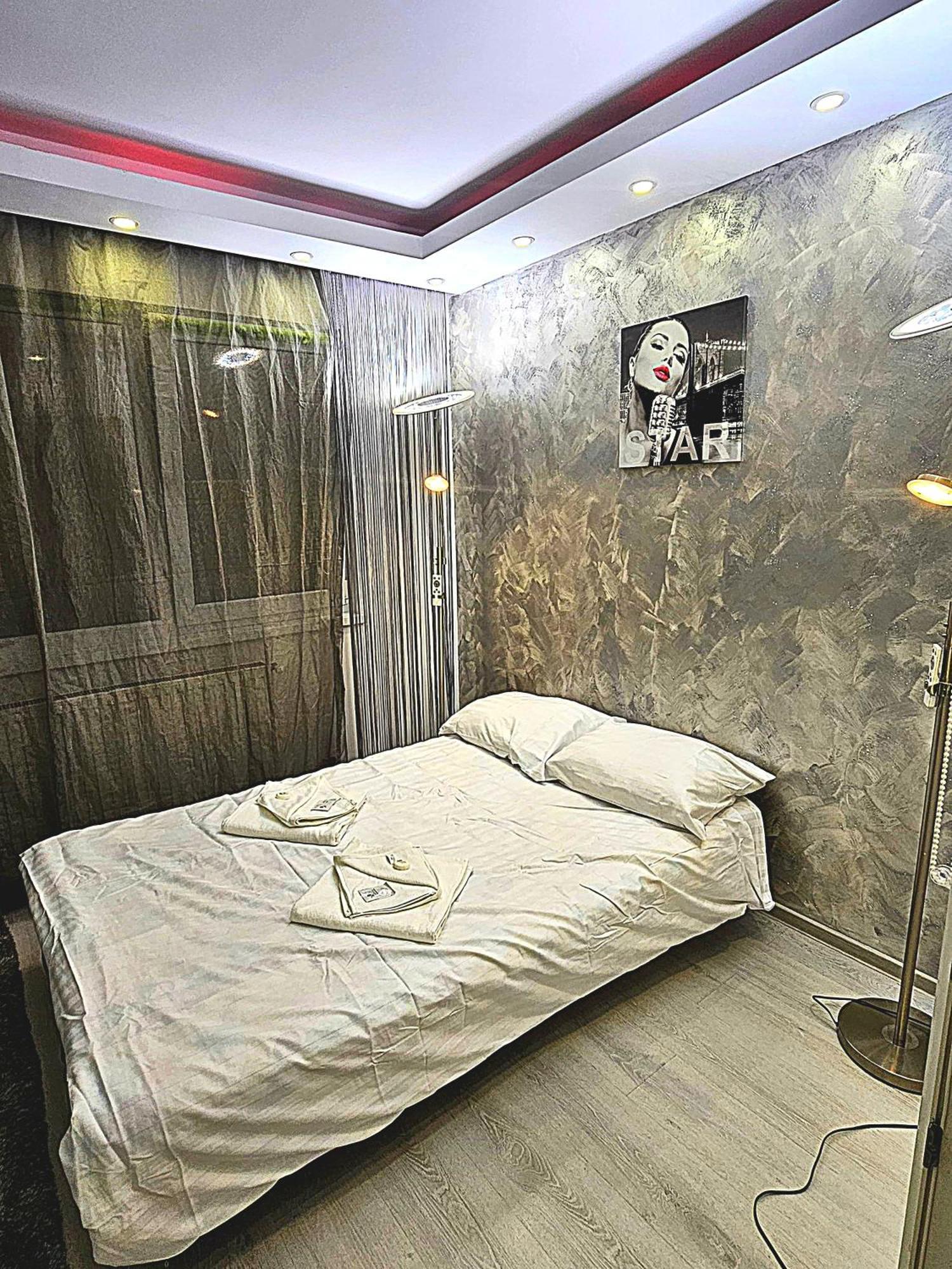 Luxury Paul Apartment Green, Private & Accessible Brassó Kültér fotó